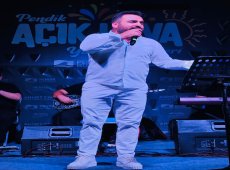 ERCAN BAYRAKLI İLE DİK OYNA